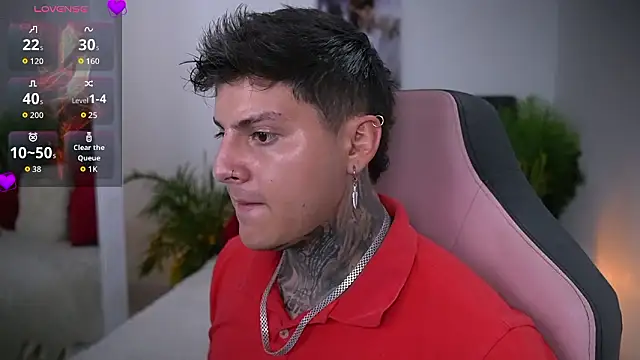 Snapshot of goldenatlasX chatting on February 11, 2026, 7:36 pm goldenatlasX online show from February 11, 2026, 7:36 pm