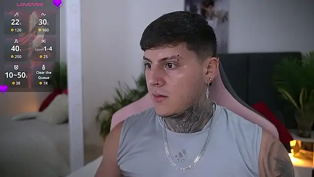 Snapshot of goldenatlasX chatting on February 3, 2026, 12:54 am goldenatlasX online show from February 3, 2026, 12:54 am