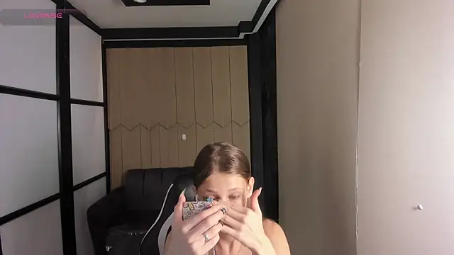 ElviraRosse1 online show from January 13, 2026, 12:31 pm