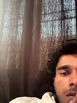 Snapshot of MissHermione2 chatting on January 11, 2026, 5:14 am MissHermione2 online show from January 11, 2026, 5:14 am