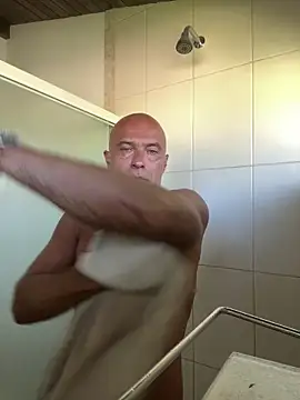 Snapshot of dogfrota chatting on February 22, 2026, 7:15 pm dogfrota online show from February 22, 2026, 7:15 pm