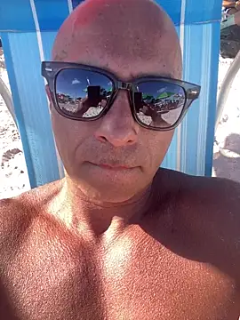 Snapshot of dogfrota chatting on February 21, 2026, 7:05 pm dogfrota online show from February 21, 2026, 7:05 pm