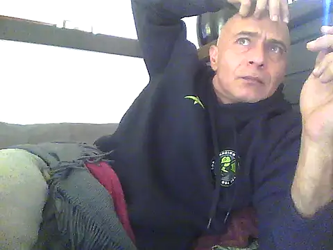 Snapshot of dogfrota chatting on June 2, 2026, 6:08 pm dogfrota online show from June 2, 2026, 6:08 pm
