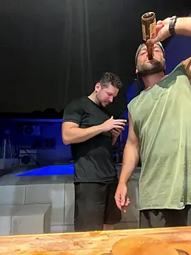 Snapshot of dogfrota chatting on January 13, 2026, 12:47 am dogfrota online show from January 13, 2026, 12:47 am