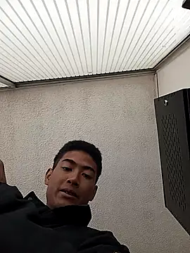 Snapshot of CrIs1dtian3 chatting on January 14, 2026, 3:26 pm CrIs1dtian3 online show from January 14, 2026, 3:26 pm