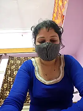 Priyaji7575 online show from February 9, 2026, 5:11 pm