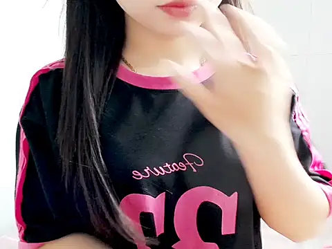 Snapshot of Anna_sexyY_ chatting on February 8, 2026, 5:16 am Anna sexyY online show from February 8, 2026, 5:16 am