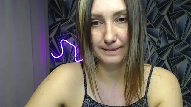 NikkiKiss    online show from April 17, 2026, 3:15 pm