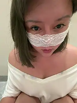 Snapshot of Mia-zhan chatting on July 22, 2026, 6:32 pm Mia-zhan online show from July 22, 2026, 6:32 pm