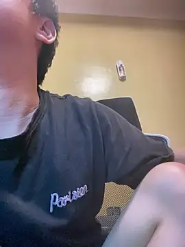 asian guy67 online show from February 19, 2026, 12:02 pm