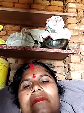 Snapshot of Hot_di97 chatting on February 13, 2026, 8:36 am Hot di97 online show from February 13, 2026, 8:36 am