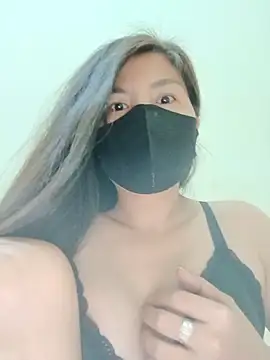 Lyly-68688 online show from May 22, 2026, 2:31 am