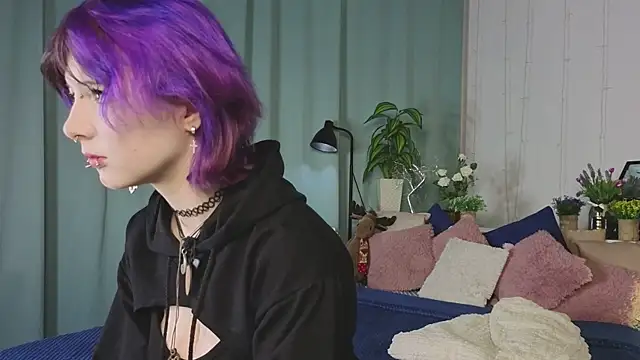 Ashley Veil online show from January 12, 2026, 6:58 pm