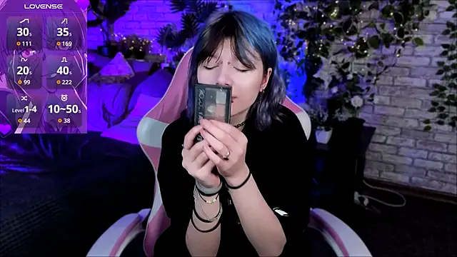 Ashley Veil online show from March 2, 2026, 9:11 pm