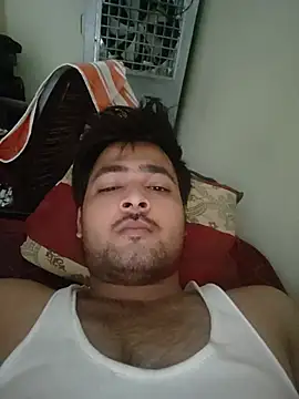 Snapshot of allumatar chatting on July 18, 2026, 7:17 am allumatar online show from July 18, 2026, 7:17 am
