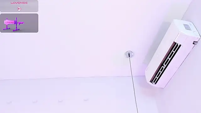 Meeganfoox online show from February 4, 2026, 3:56 am