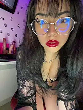 neo vampy online show from May 17, 2026, 9:26 pm