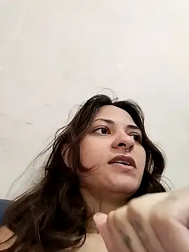 carazinho2128 online show from April 18, 2026, 10:28 am