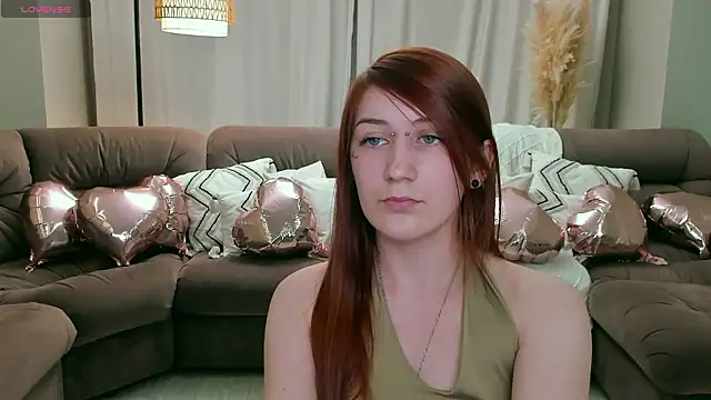 Polly Sweet online show from February 9, 2026, 6:39 pm