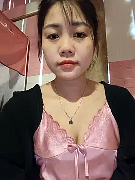 Ngocmai lazdy online show from February 3, 2026, 2:53 am