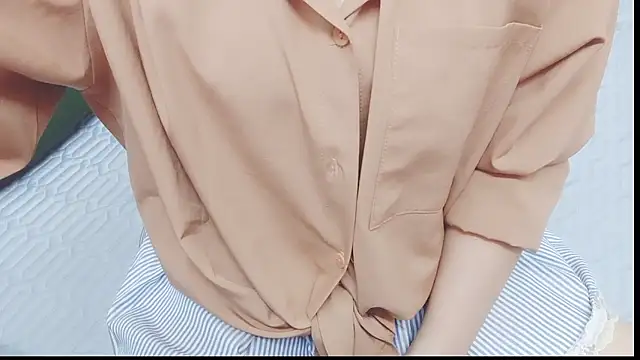 Snapshot of Mai_maik chatting on February 12, 2026, 4:56 am Mai maik online show from February 12, 2026, 4:56 am