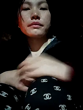 natra0033 online show from January 13, 2026, 11:08 pm