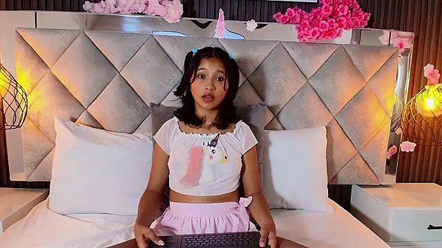 Snapshot of Real_virgin_Pussy chatting on February 21, 2026, 7:49 pm Real virgin Pussy online show from February 21, 2026, 7:49 pm