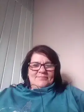 NysiOlsen online show from April 9, 2026, 12:22 pm