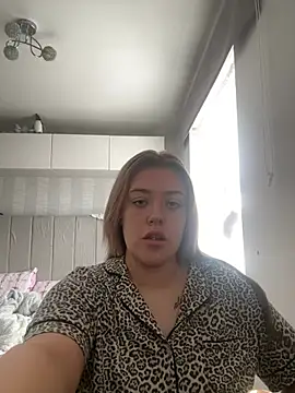 Snapshot of Princess-ivyxoxo chatting on July 10, 2026, 1:11 pm Princess-ivyxoxo online show from July 10, 2026, 1:11 pm