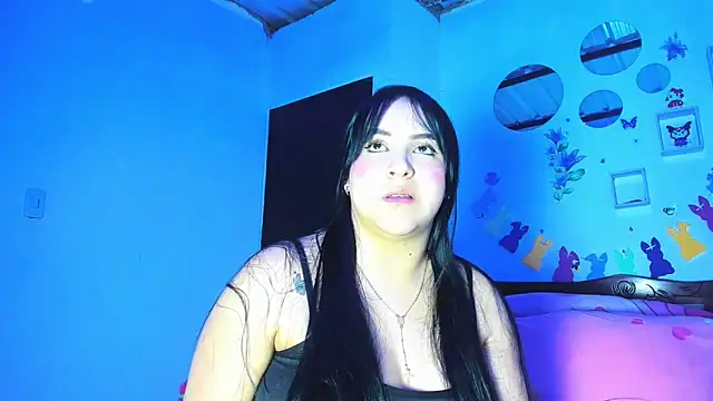 Penelopeflame18 online show from April 8, 2026, 12:45 am