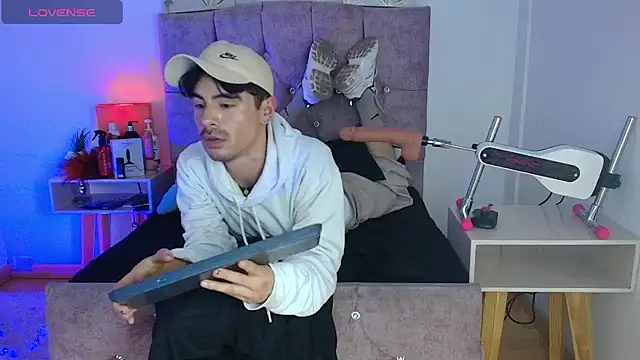 Ethan Briggs  online show from March 14, 2026, 11:22 pm