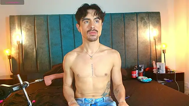 Ethan Briggs  online show from March 28, 2026, 3:51 am