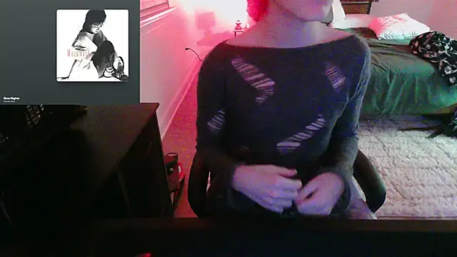 Snapshot of huntress18 chatting on January 13, 2026, 1:53 am huntress18 online show from January 13, 2026, 1:53 am