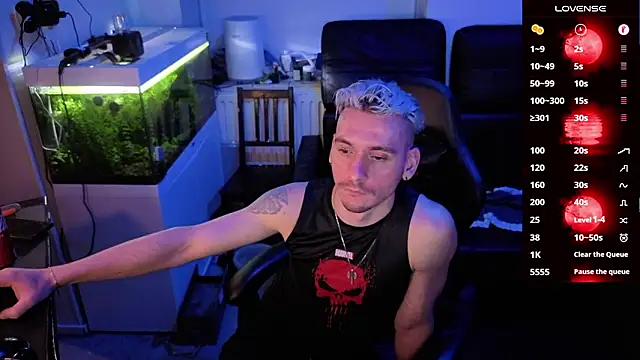 Rayzel White online show from February 13, 2026, 12:21 am