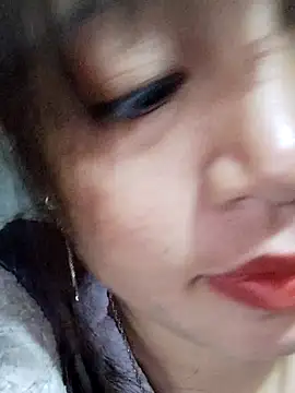 miumiu sexy2x online show from February 5, 2026, 1:12 am