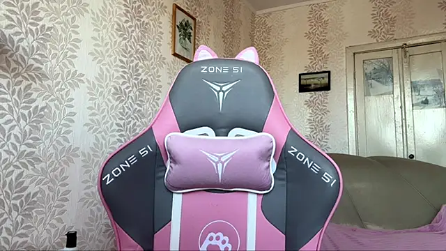 LavondaDeleston online show from February 9, 2026, 12:03 pm