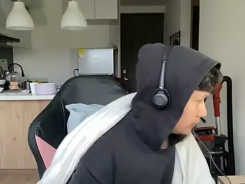 Snapshot of fuckkyu420 chatting on January 13, 2026, 11:14 am fuckkyu420 online show from January 13, 2026, 11:14 am