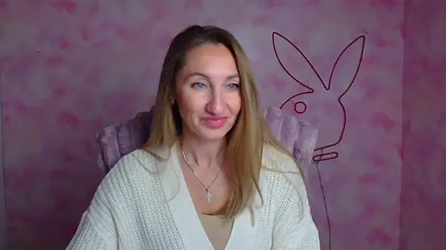 Snapshot of Diana_Sweeet_ chatting on April 27, 2026, 5:27 am Diana Sweeet online show from April 27, 2026, 5:27 am
