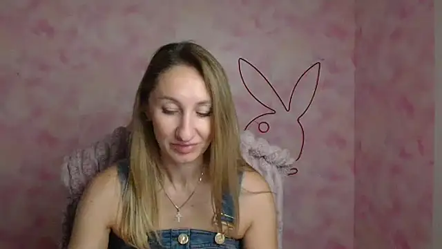 Snapshot of Diana_Sweeet_ chatting on May 7, 2026, 6:06 am Diana Sweeet online show from May 7, 2026, 6:06 am