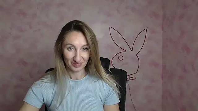 Snapshot of Diana_Sweeet_ chatting on May 5, 2026, 5:54 am Diana Sweeet online show from May 5, 2026, 5:54 am