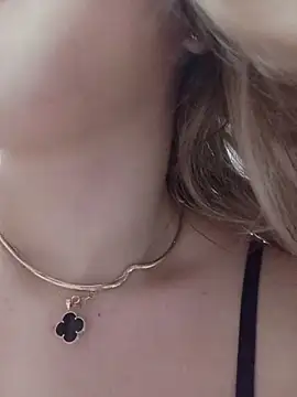 OrianaNorth online show from March 2, 2026, 7:15 am