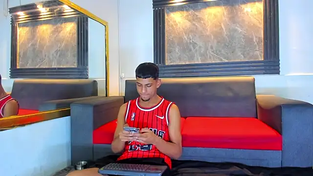 ALEX KEITH26 online show from March 26, 2026, 7:45 pm