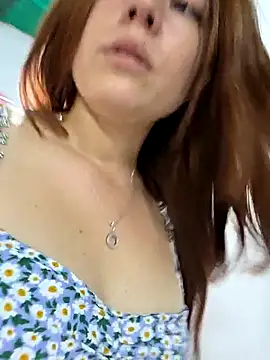 Snapshot of dani_ferreer1 chatting on July 2, 2026, 9:32 pm dani ferreer1 online show from July 2, 2026, 9:32 pm