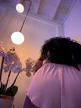 Snapshot of NeoMeiXXX chatting on February 22, 2026, 6:20 pm NeoMeiXXX online show from February 22, 2026, 6:20 pm