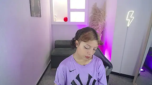 melodyy as online show from February 20, 2026, 1:24 pm