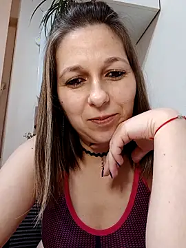 AdaJoy online show from February 11, 2026, 11:26 pm