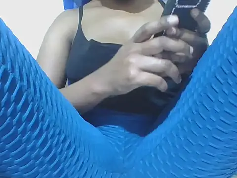 Littlemistress24 online show from March 3, 2026, 6:15 pm