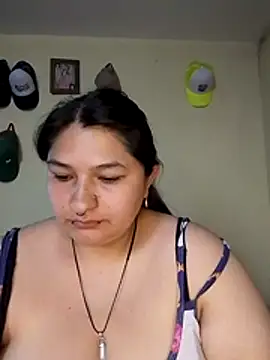 Snapshot of LauraHorny69 chatting on June 30, 2026, 9:04 pm LauraHorny69 online show from June 30, 2026, 9:04 pm