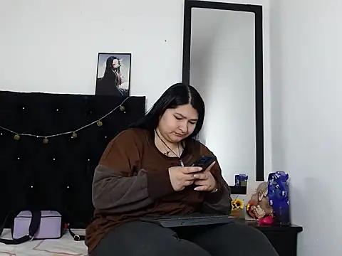 LauraHorny69 online show from March 21, 2026, 12:53 pm