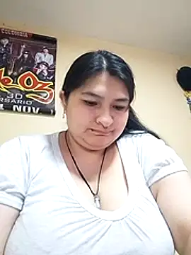 Snapshot of LauraHorny69 chatting on June 24, 2026, 7:22 pm LauraHorny69 online show from June 24, 2026, 7:22 pm